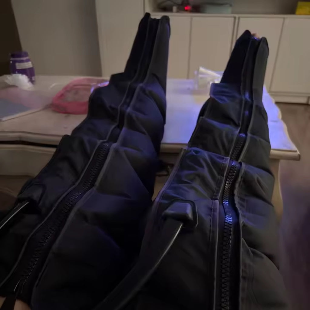 Solvrly Flow controller and air hose laid out on the boots