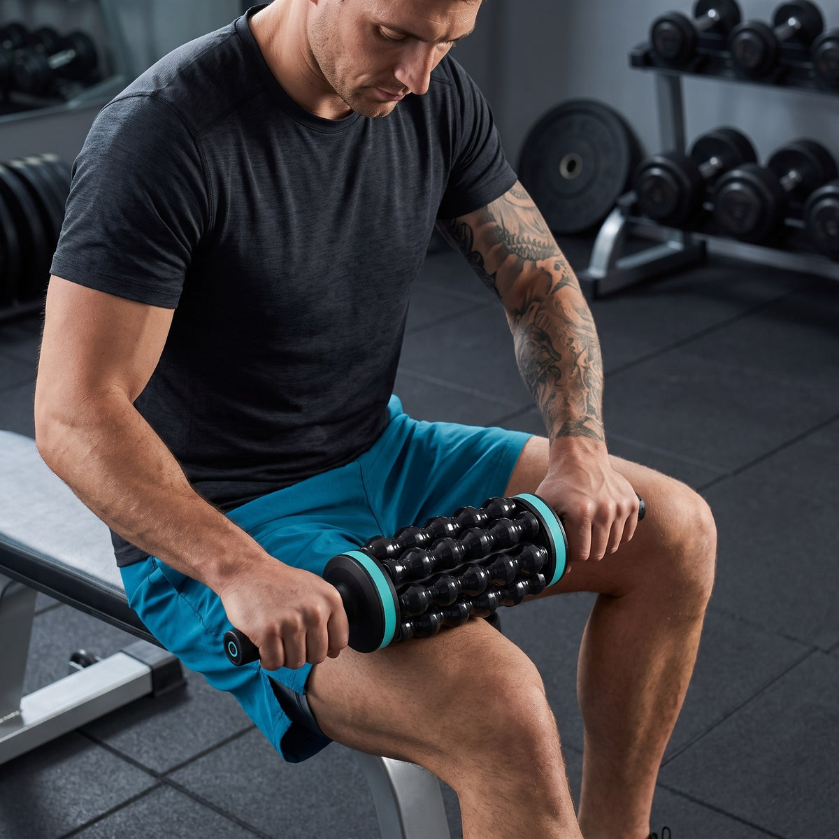 Man on a gym bench rolling his quad with the Solvrly Terra